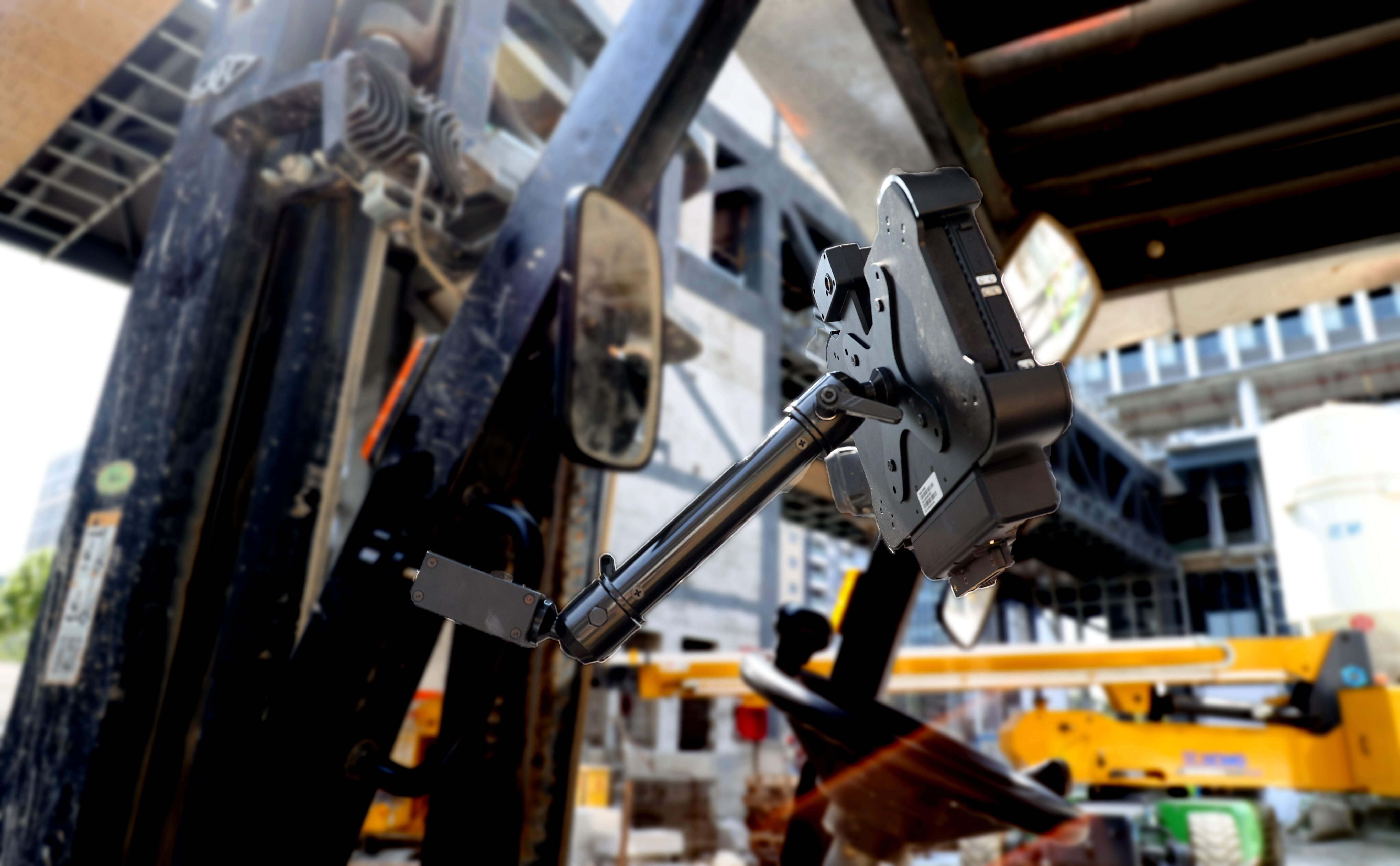  Professional Vehicle Docks with Secure Locking Mounts