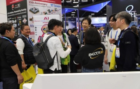 Visual representation of Phison aiDAPTIV+ technology.